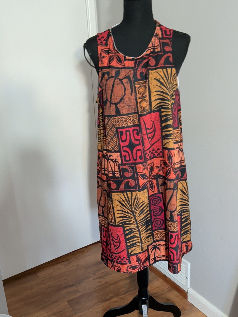 Sleeveless Tropical Print Shift Dress in Coral & Mustard